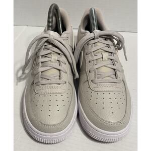 Nike Air Force 1 Light Bone Size 5Y Woman’s 7